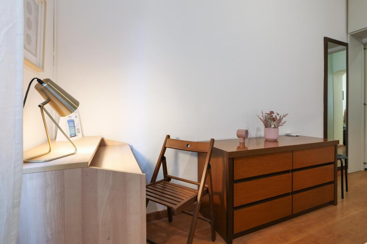 Primopiano - Pellegrino Rossi B Apartment Milan Bagian luar foto